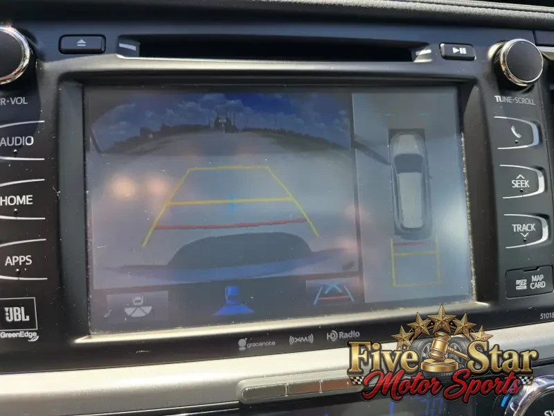 2018 Toyota Highlander Limited AWD photo 19