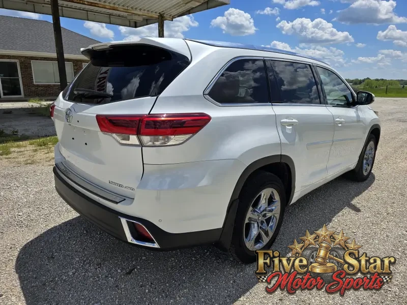 2018 Toyota Highlander Limited AWD photo 38