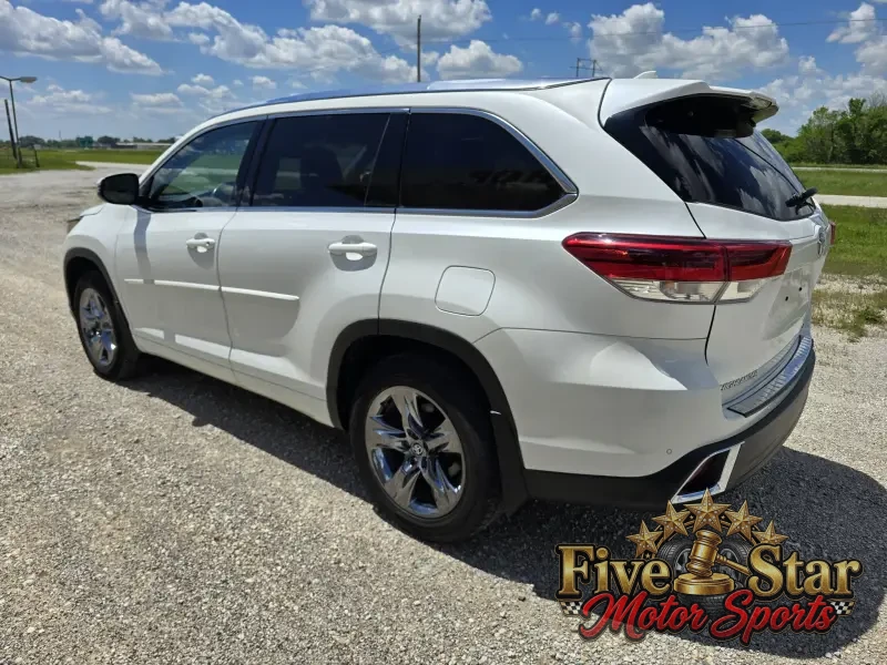 2018 Toyota Highlander Limited AWD photo 36