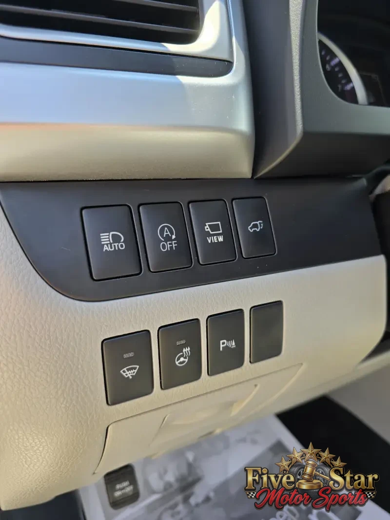 2018 Toyota Highlander Limited AWD photo 21