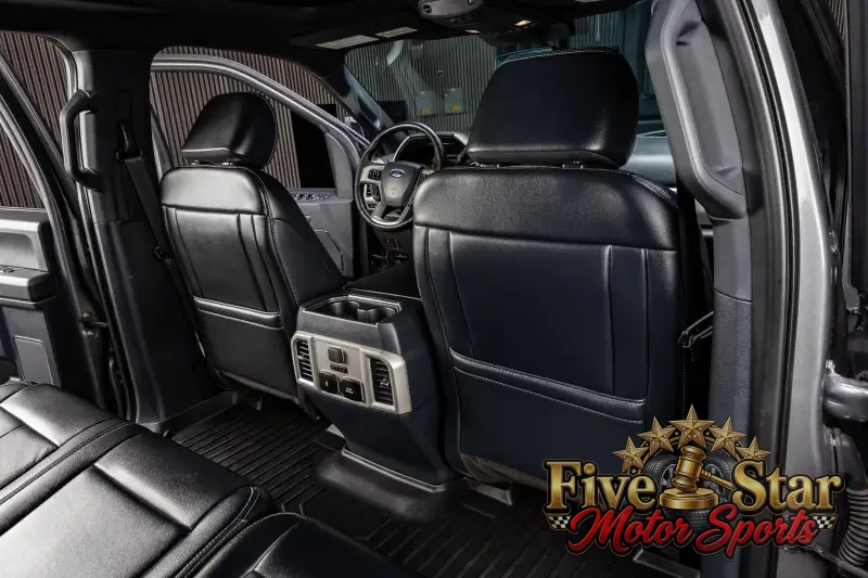 2022 Ford F250 Lariat photo 30