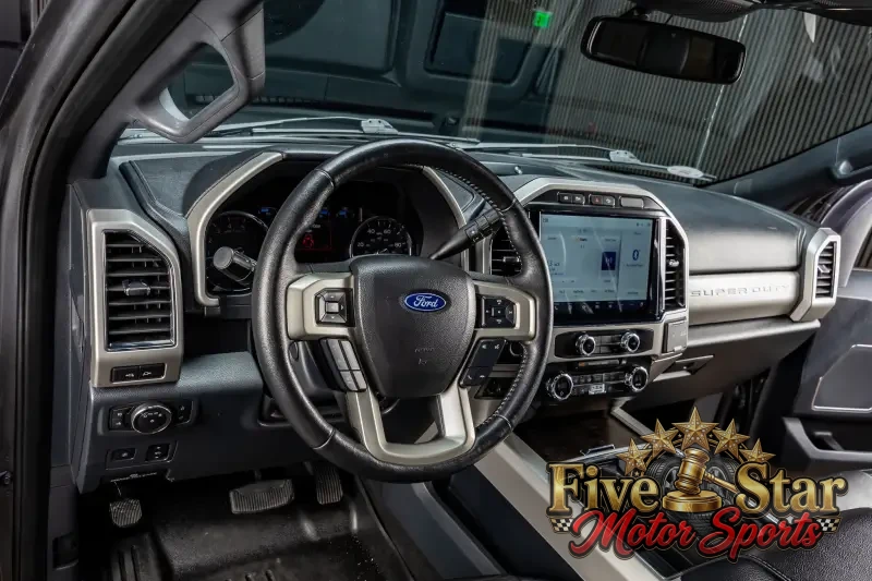 2022 Ford F250 Lariat photo 10