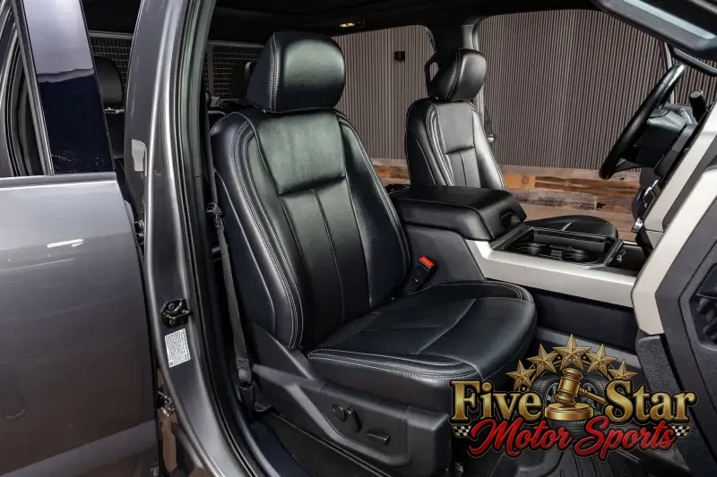 2022 Ford F250 Lariat photo 9