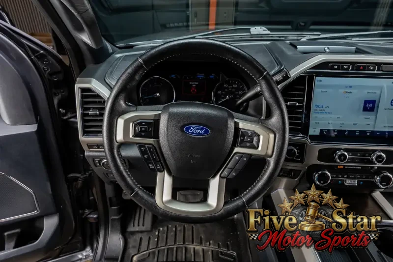2022 Ford F250 Lariat photo 14