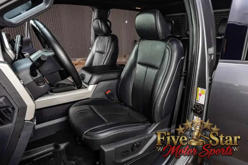 2022 Ford F250 Lariat photo 31