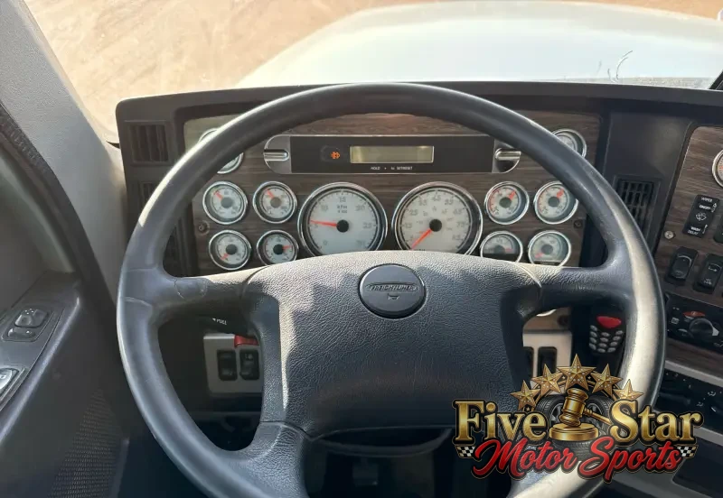 2013 Freightliner Coronado Dump Truck photo 40