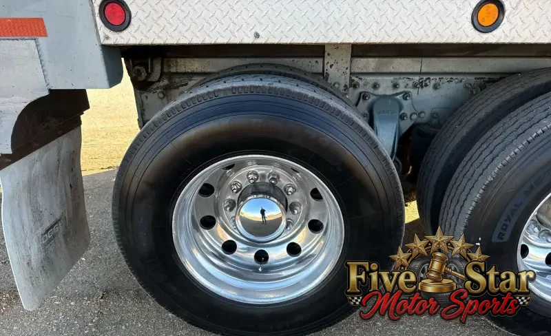 2013 Freightliner Coronado Dump Truck photo 75