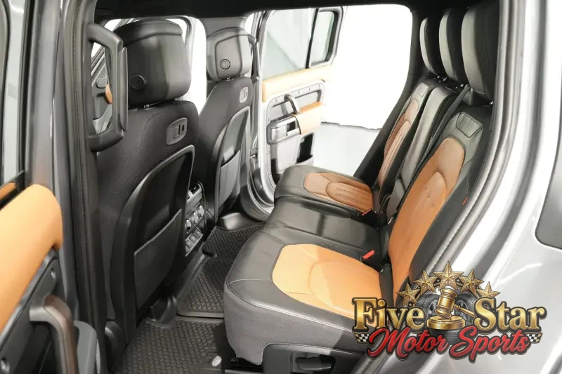 2021 Land Rover Defender 110 X Sport photo 46