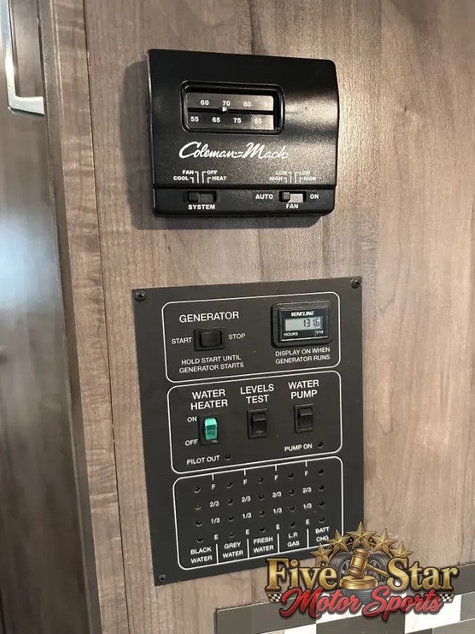 2018 Winnebago Spirit 25B photo 17