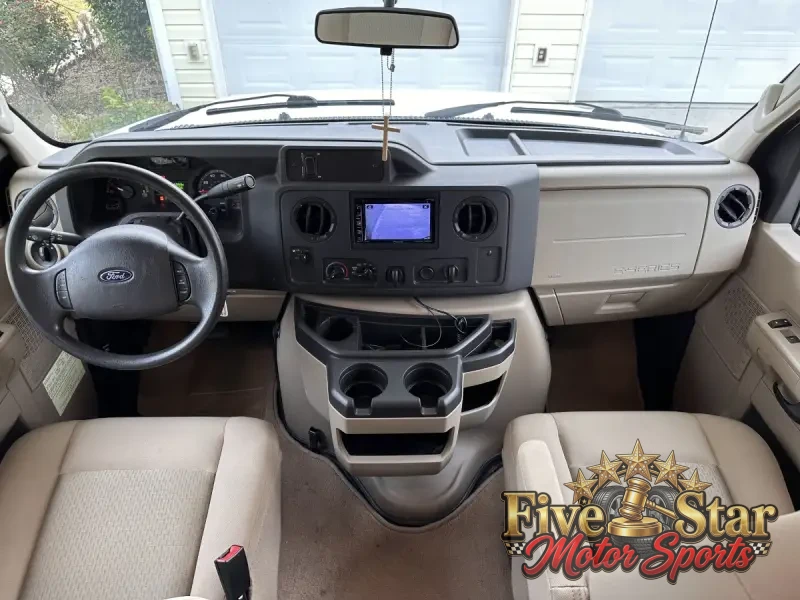 2018 Winnebago Spirit 25B photo 26