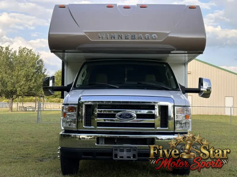 2018 Winnebago Spirit 25B photo 39