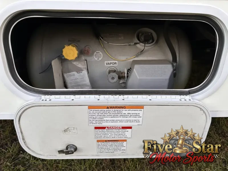 2018 Winnebago Spirit 25B photo 34