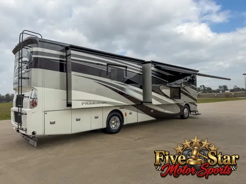 2018 Tiffin Phaeton 40IH photo 63
