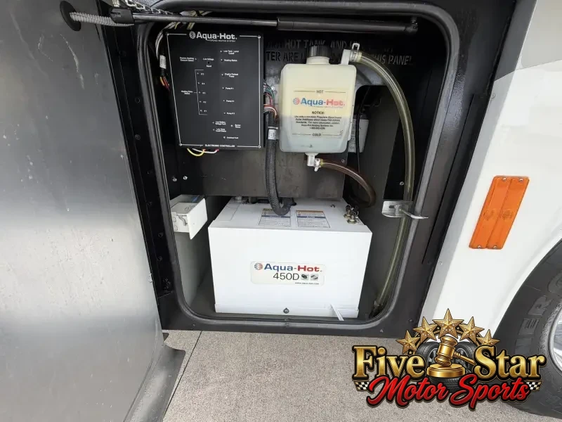 2018 Tiffin Phaeton 40IH photo 44