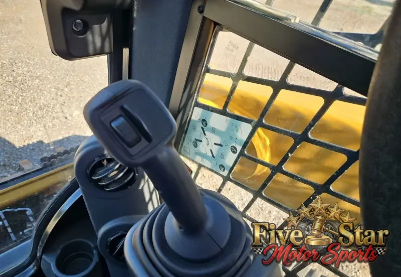 2019 Caterpillar 239D photo 33