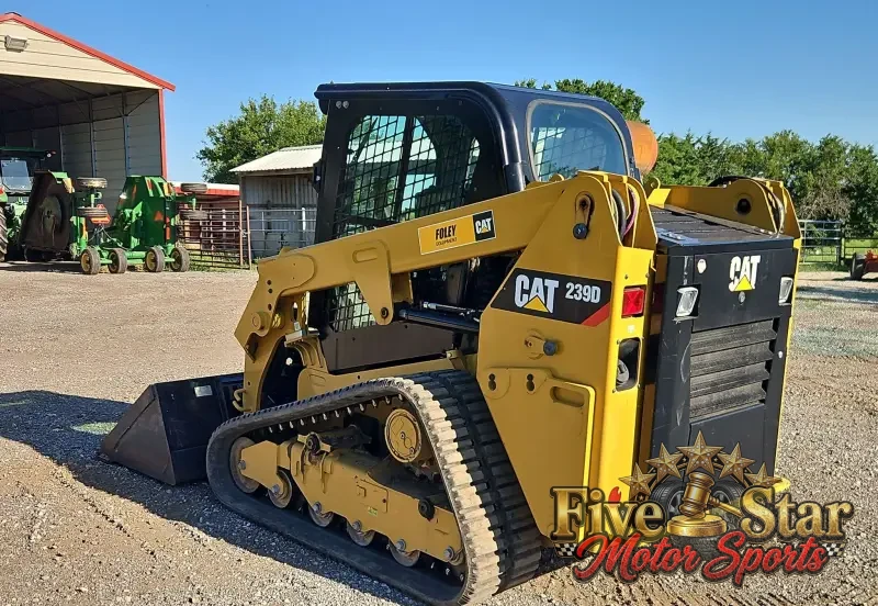 2019 Caterpillar 239D photo 9