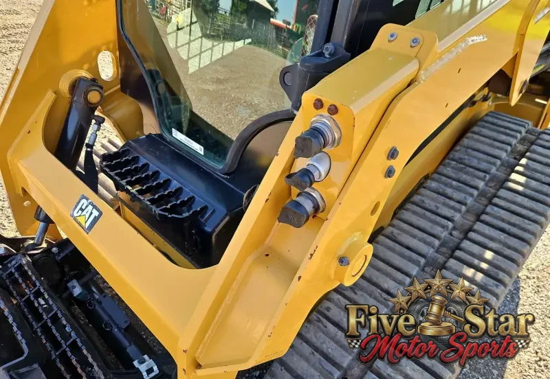2019 Caterpillar 239D photo 13