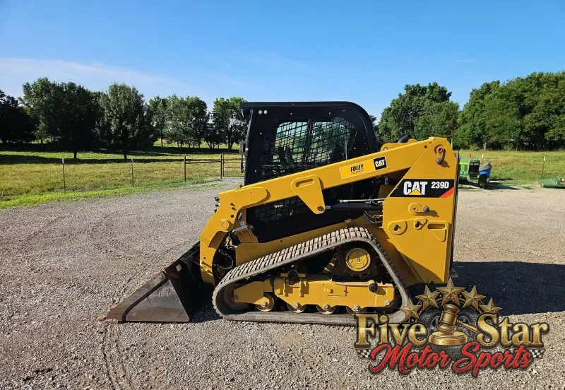 2019 Caterpillar 239D photo 5