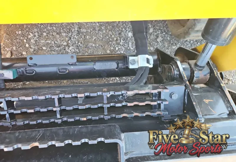 2019 Caterpillar 239D photo 18