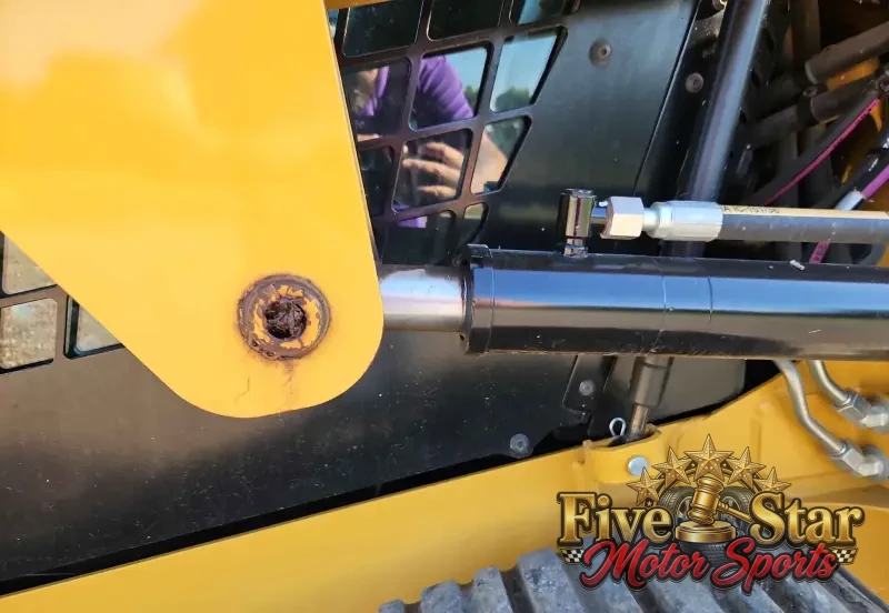 2019 Caterpillar 239D photo 10