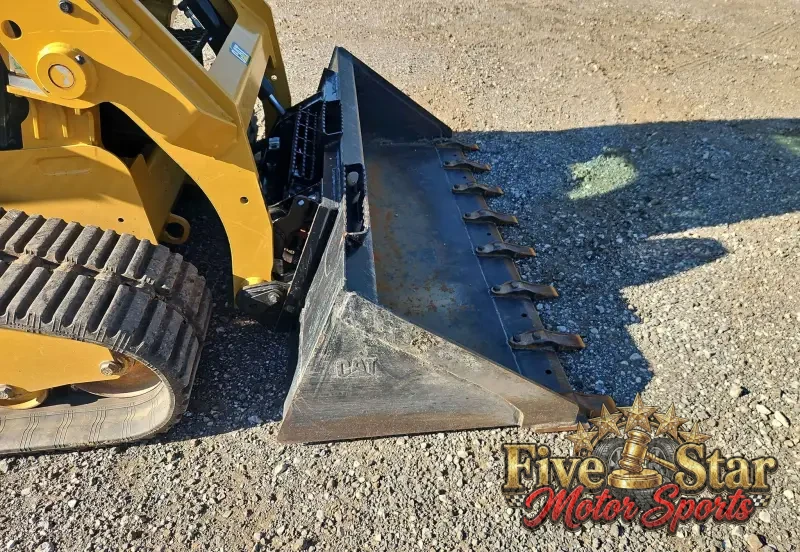 2019 Caterpillar 239D photo 20