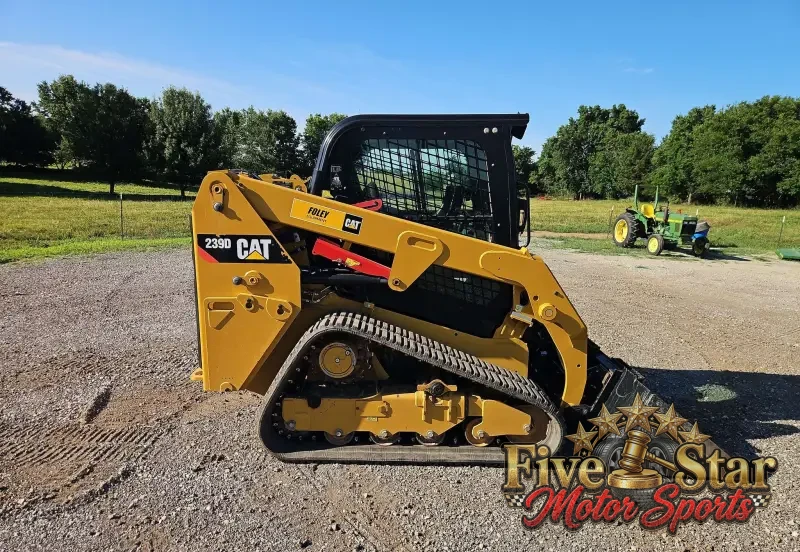 2019 Caterpillar 239D photo 6