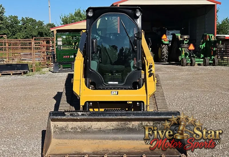 2019 Caterpillar 239D photo 2