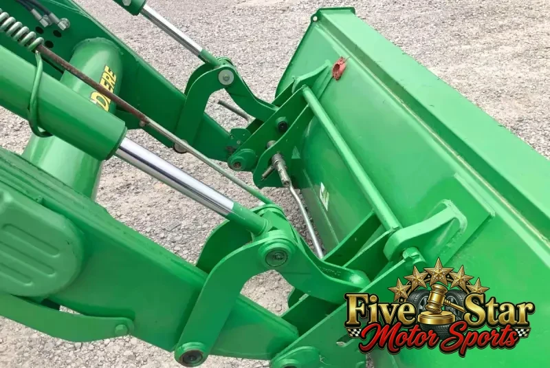 2013 John Deere 5100E MFWD photo 56