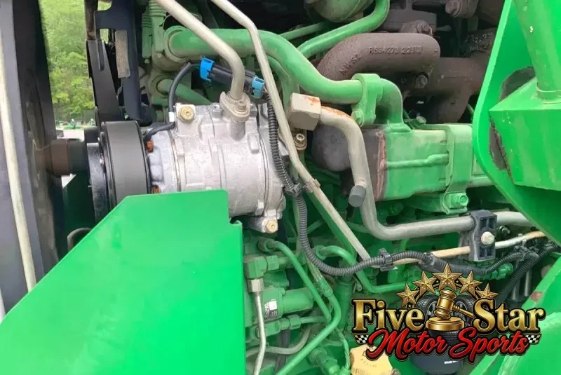2013 John Deere 5100E MFWD photo 34