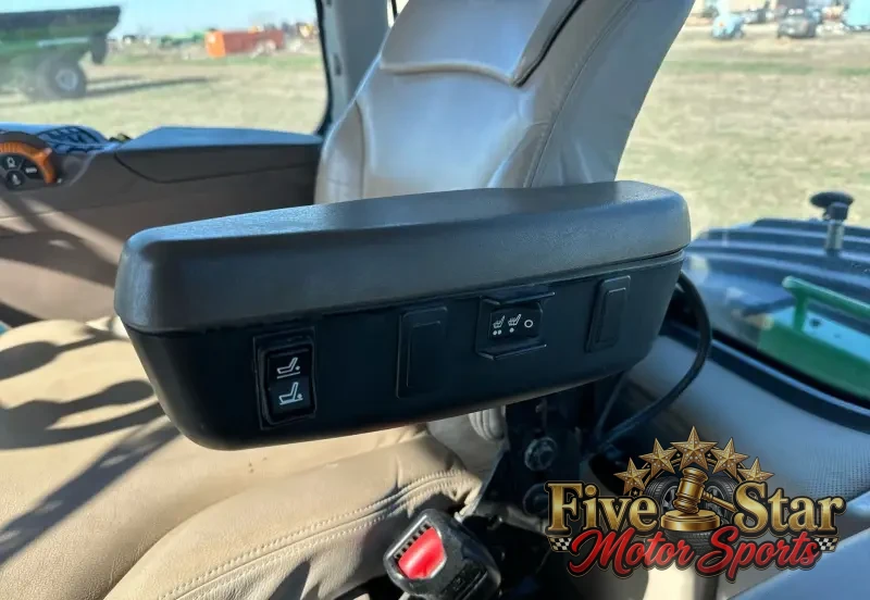2018 John Deere 9620RX photo 49