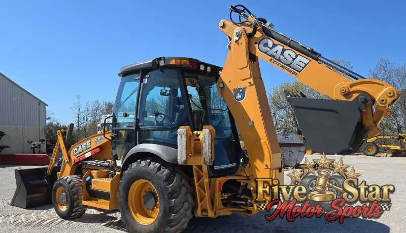 2016 Case 580 Super N photo 7