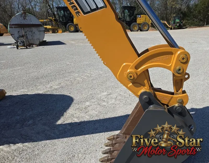 2016 Case 580 Super N photo 67