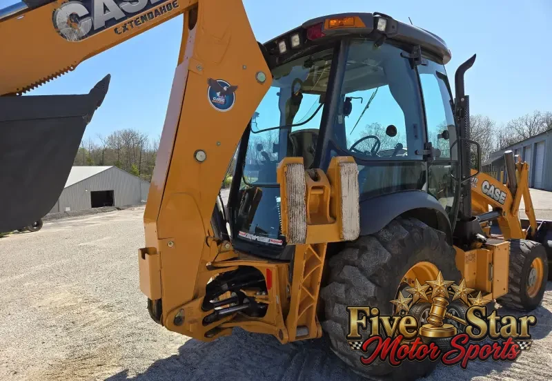 2016 Case 580 Super N photo 42