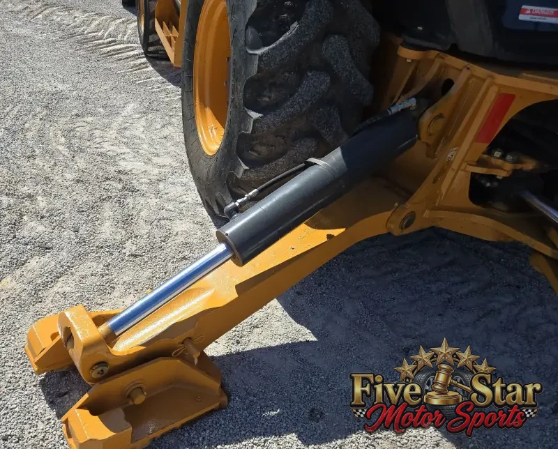 2016 Case 580 Super N photo 63