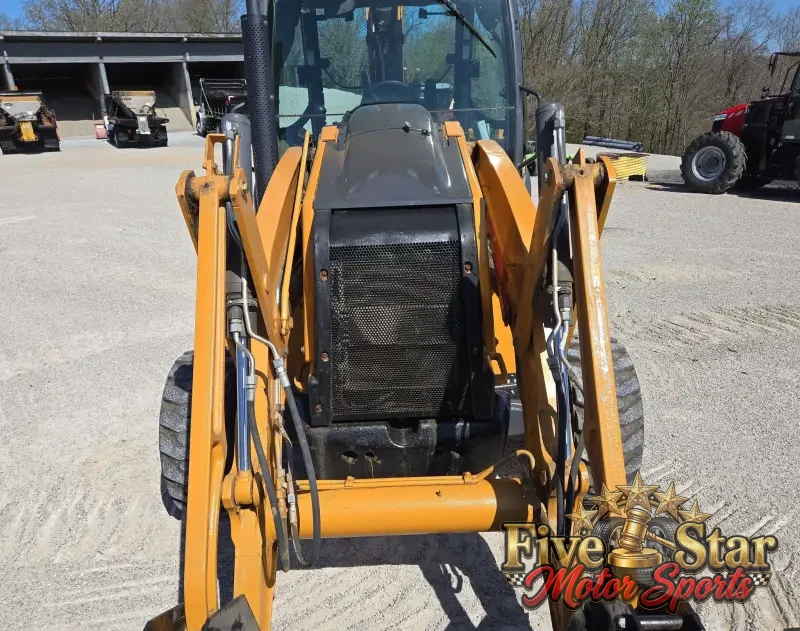 2016 Case 580 Super N photo 14