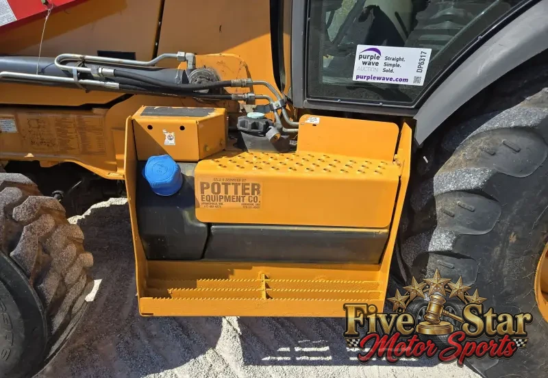 2016 Case 580 Super N photo 56