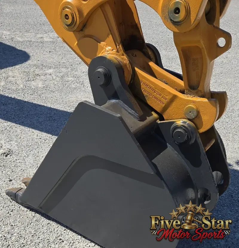 2016 Case 580 Super N photo 91