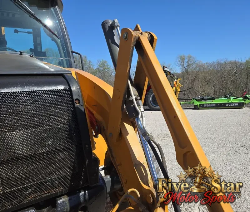 2016 Case 580 Super N photo 15