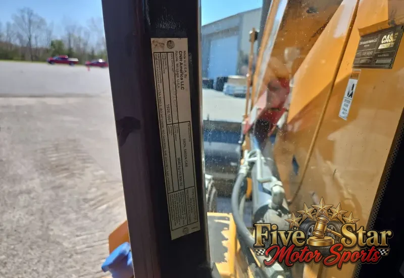2016 Case 580 Super N photo 145