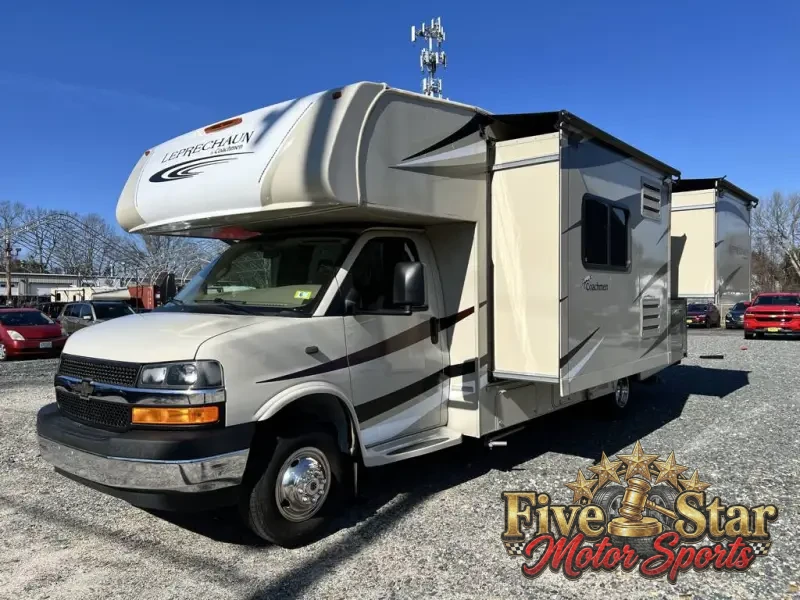 2019 Coachmen Leprechaun 260DS photo 1