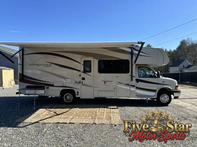 2019 Coachmen Leprechaun 260DS photo 25