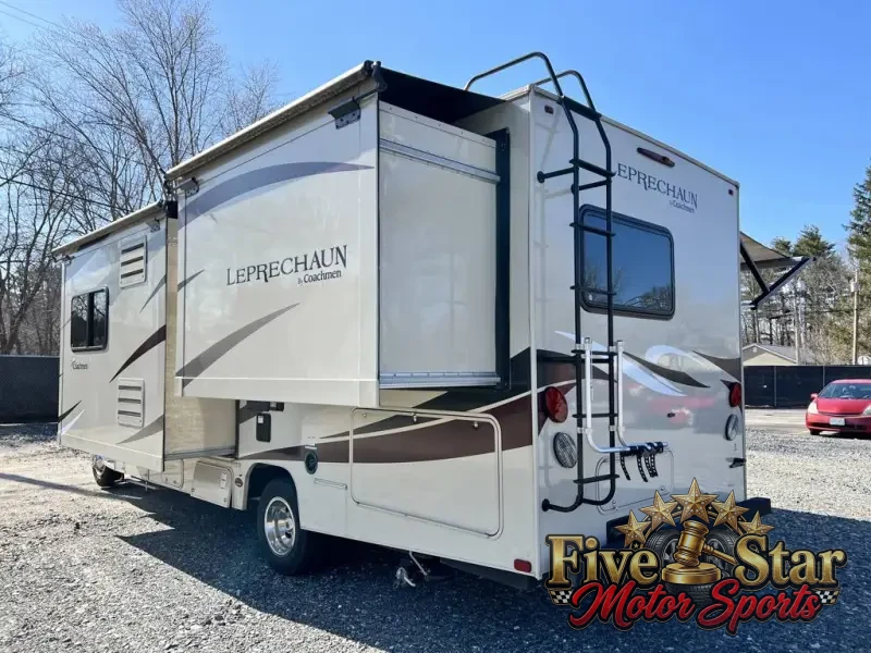 2019 Coachmen Leprechaun 260DS photo 23