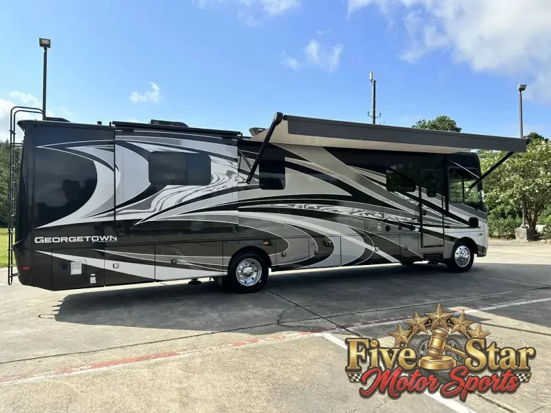 2021 Georgetown GT7 36k photo 39