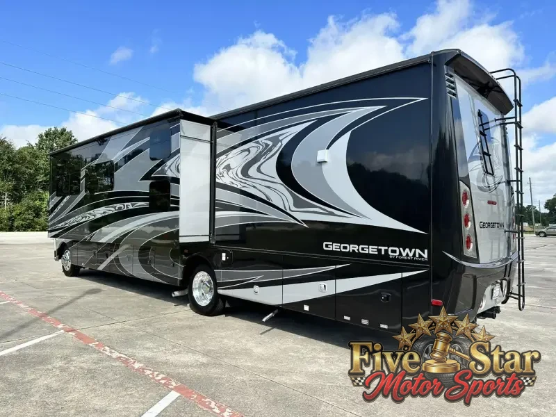 2021 Georgetown GT7 36k photo 42