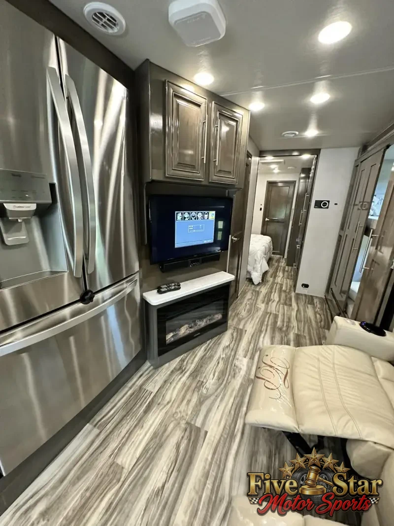 2021 Georgetown GT7 36k photo 6