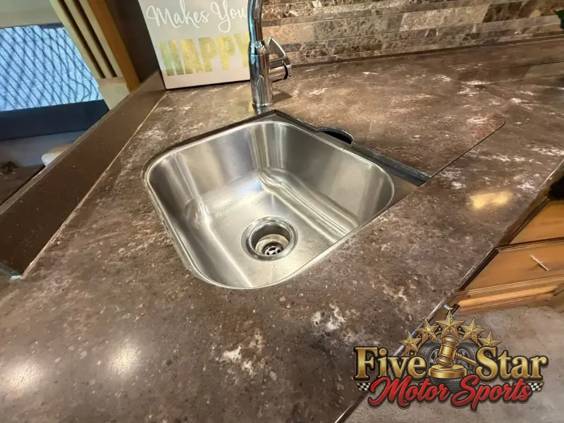 2018 Tiffin Allegro Red 33AA photo 35