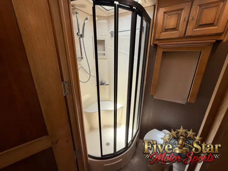2018 Tiffin Allegro Red 33AA photo 10