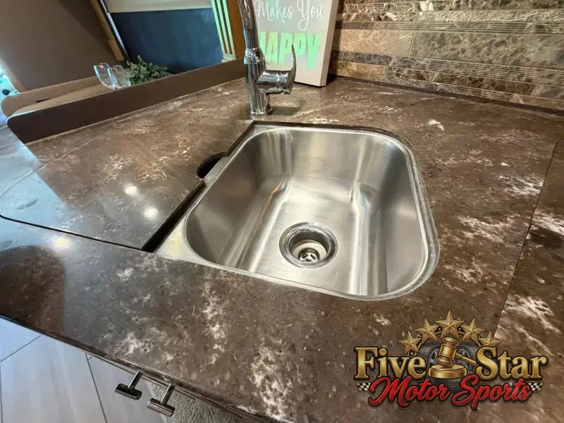 2018 Tiffin Allegro Red 33AA photo 14
