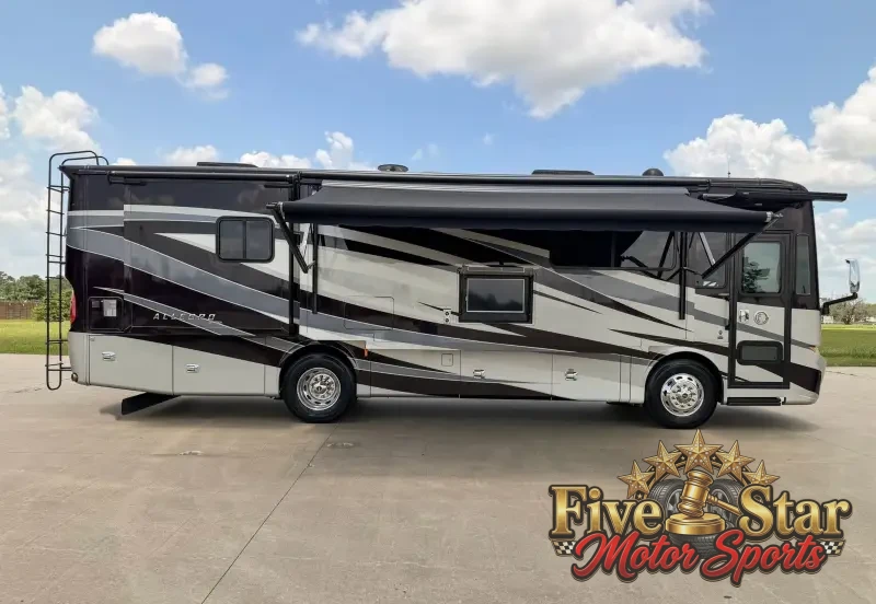 2018 Tiffin Allegro Red 33AA photo 5