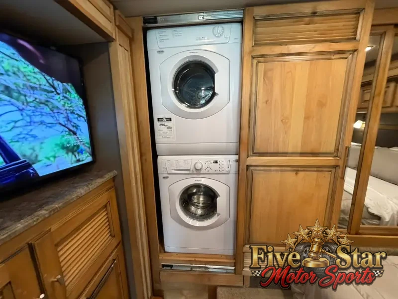 2018 Tiffin Allegro Red 33AA photo 6